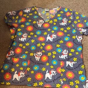 Disney Aristocats Marie scrub top size large